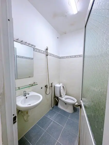 Phòng Studio Siêu Rộng, Cửa Sổ Trời Thoáng Sáng, Gần Trường Đh Ntt