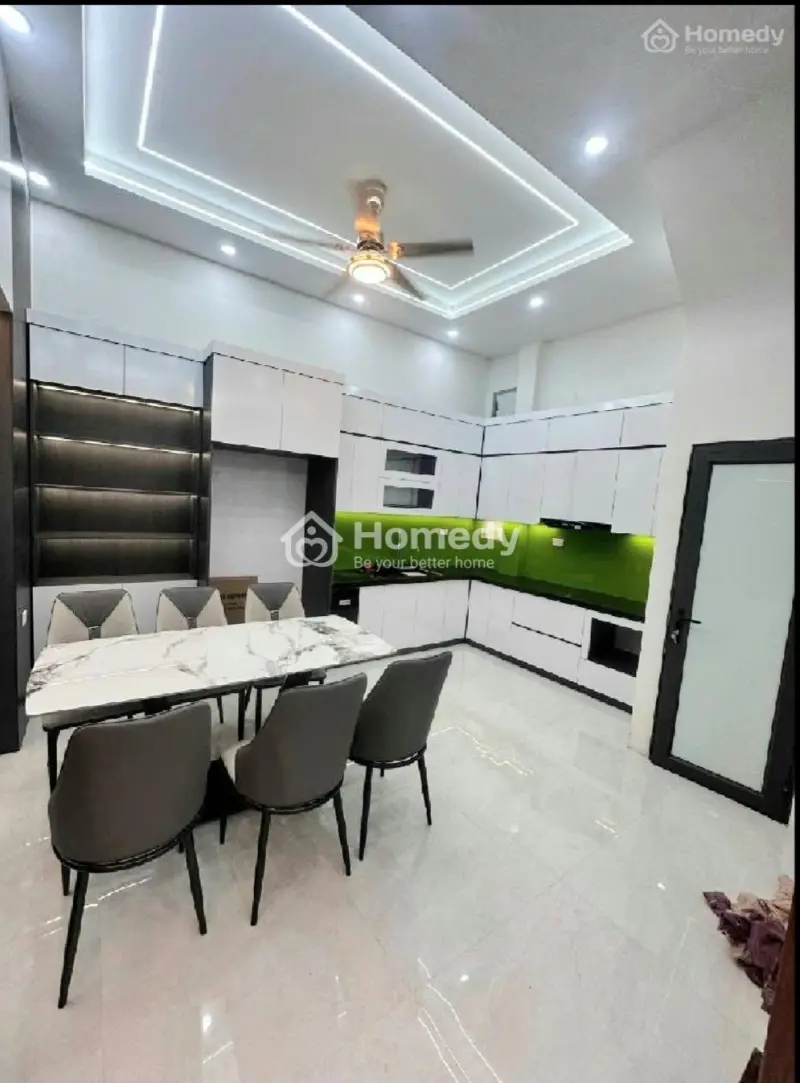 Bán Nhà Lê Đại Hành 42M / 4 Ngủ/ Full Nội Thất/ Phân Lô/ Ô Tô Cách 20M