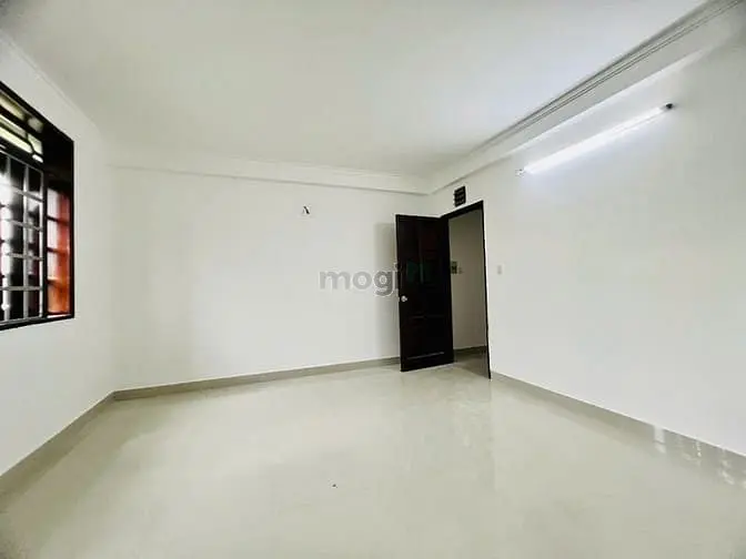 Hxh Trường Chinh Gần Pandora, 61M2, 5M X12M, 3 Tầng 4Pn, Chỉ 6.75 Tỷ