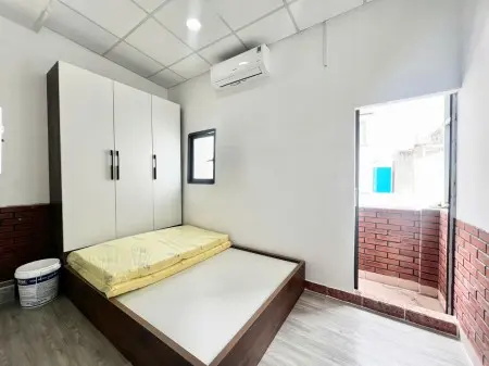 Phòng Trọ 1 Phòng Ngủ - Tách Bếp - Ban Công - Mới Tinh 100% - 40M2 - Gần Đại Học Kiến Trúc