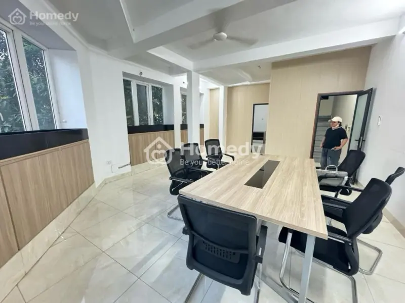 Lô Góc _Phân Lô _ Oto Tránh _Kinh Doanh Sầm Uất _ Tt Vilaracera