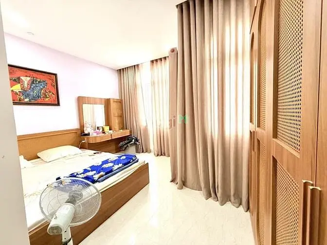 Bán Nhà 4 Tầng - Xe Tải Đậu Cửa - Đs 24 - Linh Đông - Nhà Mới Đẹp