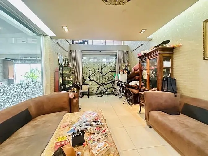 Nhà 5 Tầng• Tân Quy• Quận 7• 144M2(8X18)• 5Pn• Sổ Hồng Riêng