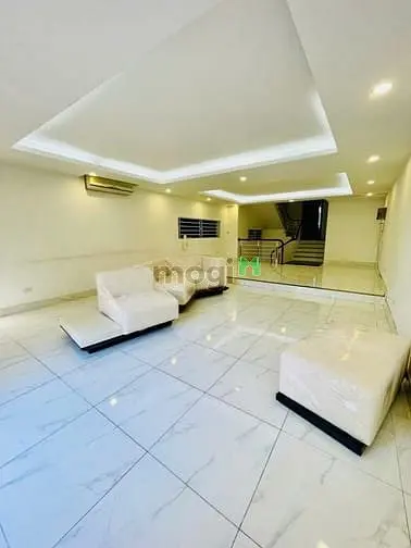 Mặt Phố An Dương Vương Tây Hồ - 120 M – 5 T – Mt 5.5 M – Giá 32.6 Tỷ.