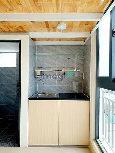 Phòng Cửa Sổ Thoáng Khuông Việt Gần Âu Cơ Mới Full Tiện Nghi