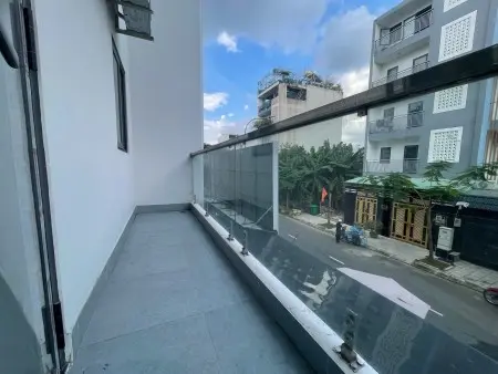 Cho Thuê Phòng Gần Umt, Cảng Cát Lái. Siêu Rộng 30M2 Giá 4Tr8 Full Nt Ban Công Riêng Dài