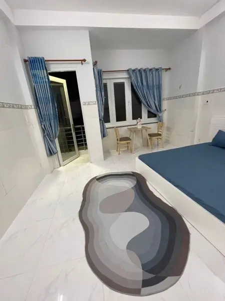 Căn Hộ Ban Công Ngay Lý Thường Kiệt Tân Bình Gần Quận 11 Quận 10