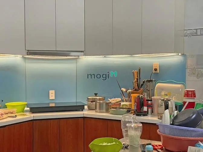 Nhà 2 Lầu Cần Bán Hẻm 137/ Gò Dầu, Tp, Dt: 4 X 10.6M. Giá: 6.5 Tỷ