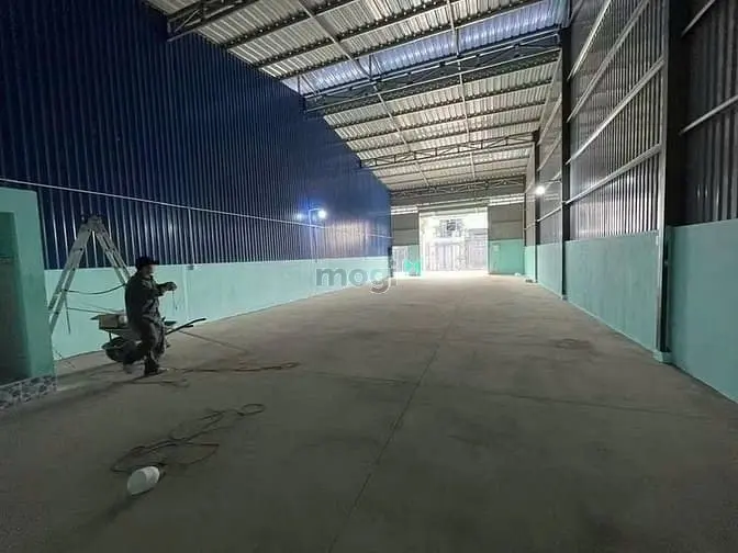 Cho Thuê 240M Xưởng Tô Ngọc Vân Thạnh Xuân Q12. Đường Xe Tải Giá 13Tr