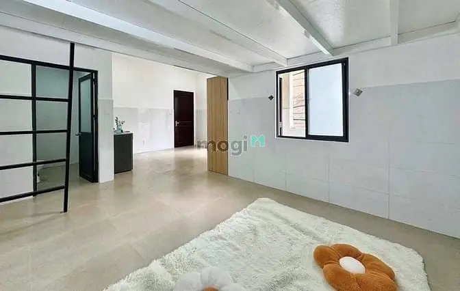 Duplex Ban Công , Ngay Âu Cơ , Lạc Long Quân , Giá Rẻ , Giáp Quận 10