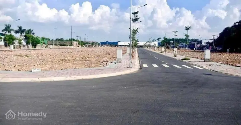 Chính Chủ Cần Bán Gấp Lô Đất 80M2 Ngay Khu Công Nghiệp Vsip Bình Dương Gần Lego, Thaco