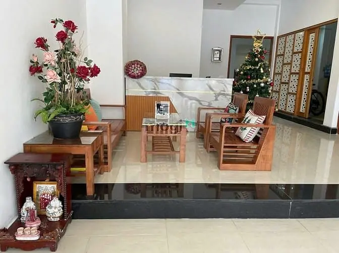 Cho Thuê Nhà Nguyên Căn Nguyễn Thị Minh Khai Quận 1 – Ngang 6M