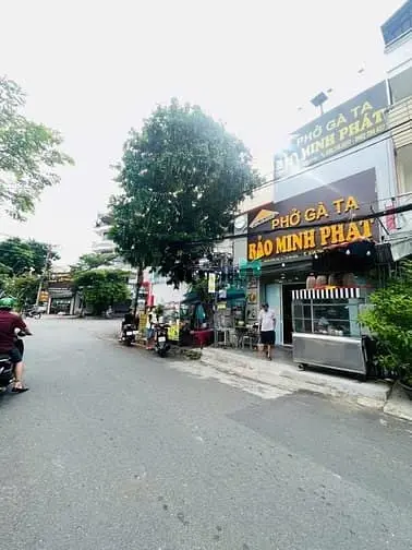 Gò Vấp, Nhà Mặt Tiền Kinh Doanh Hẻm Phan Văn Trị, Dt 5X18M Trệt Lầu