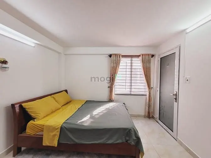 Phòng Cửa Sổ Thoáng Cộng Hòa Gần Tòa Nhà Etown Giá 3.8 Triệu