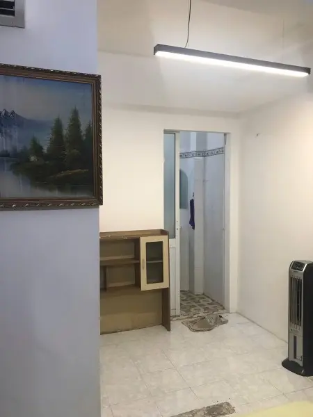 Cho Thuê Phòng Trọ Ban Công + Cửa Sổ Thoáng Mát – Giá Cực Tốt! Đường Trần Đình Xu, Quận 1