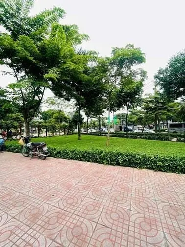 Gò Vấp, Nhà Mặt Tiền Kinh Doanh Hẻm Phan Văn Trị, Dt 5X18M Trệt Lầu