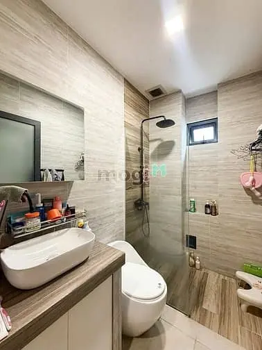 Cho Thuê Nhà Nguyên Căn - Nhà Mới Đẹp - 4 Phòng Nội Thất Cao Cấp