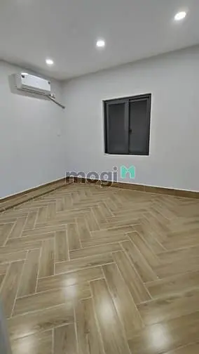 Q10- Bà Hạt- 4 Tângw 4Pn- Hẻm 3G Sát Hẻm Ôto