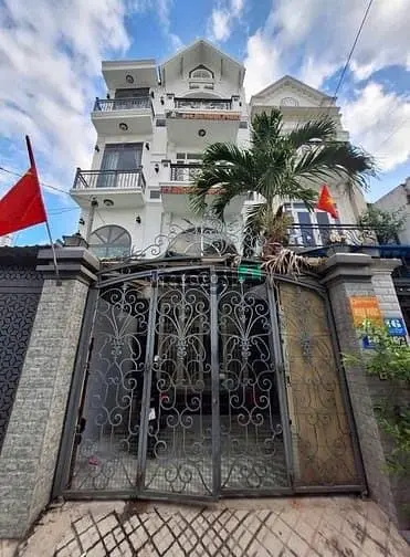 Nhà Thạnh Lộc 41 Quận 12. Dt 4X13M 3 Lầu 4Pn.5Wc Có Nội Thất Giá 12Tr