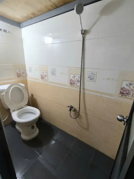 Cho Thuê Phòng Trọ Duplex Gần Ngã Tư Hàng Xanh