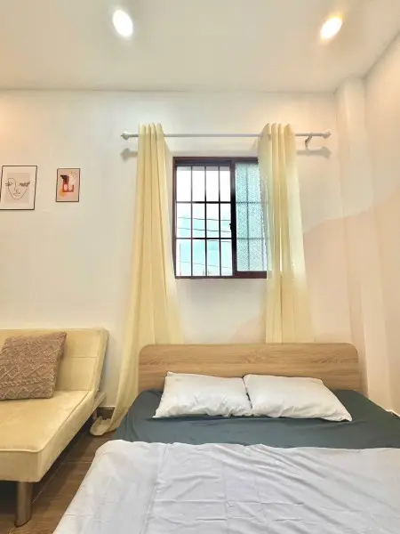 Nhà Trọ Mới Xây - Full Nội Thất Ngay Cầu Vượt Hoàng Hoa Thám