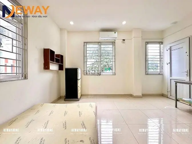 Cho Thuê Phòng Studio Cửa Sổ Siêu Thoáng Gần Chợ Hoàng Hoa Thám Tb