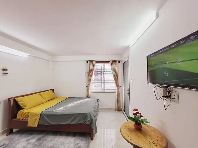 Phòng Cửa Sổ Thoáng Cộng Hòa Gần Tòa Nhà Etown Giá 3.8 Triệu