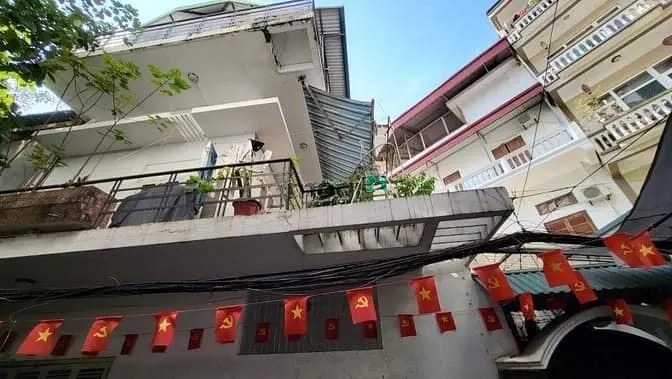 Mặt Ngõ 55 Hoàng Hoa Thám – Ô Tô - 71 M- 3 T – Mt 6 M – Giá 20.8 Tỷ.