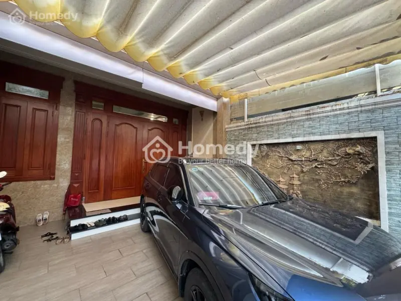 Cần Bán Nhà Xây Cao Cấp Tại Trung Tâm Thành Phố