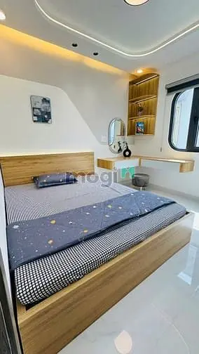 Huỳnh Văn Bánh Phú Nhuận - Nhà Mới Full Nội Thất - 3Pn - Nhỉnh 6 Tỷ