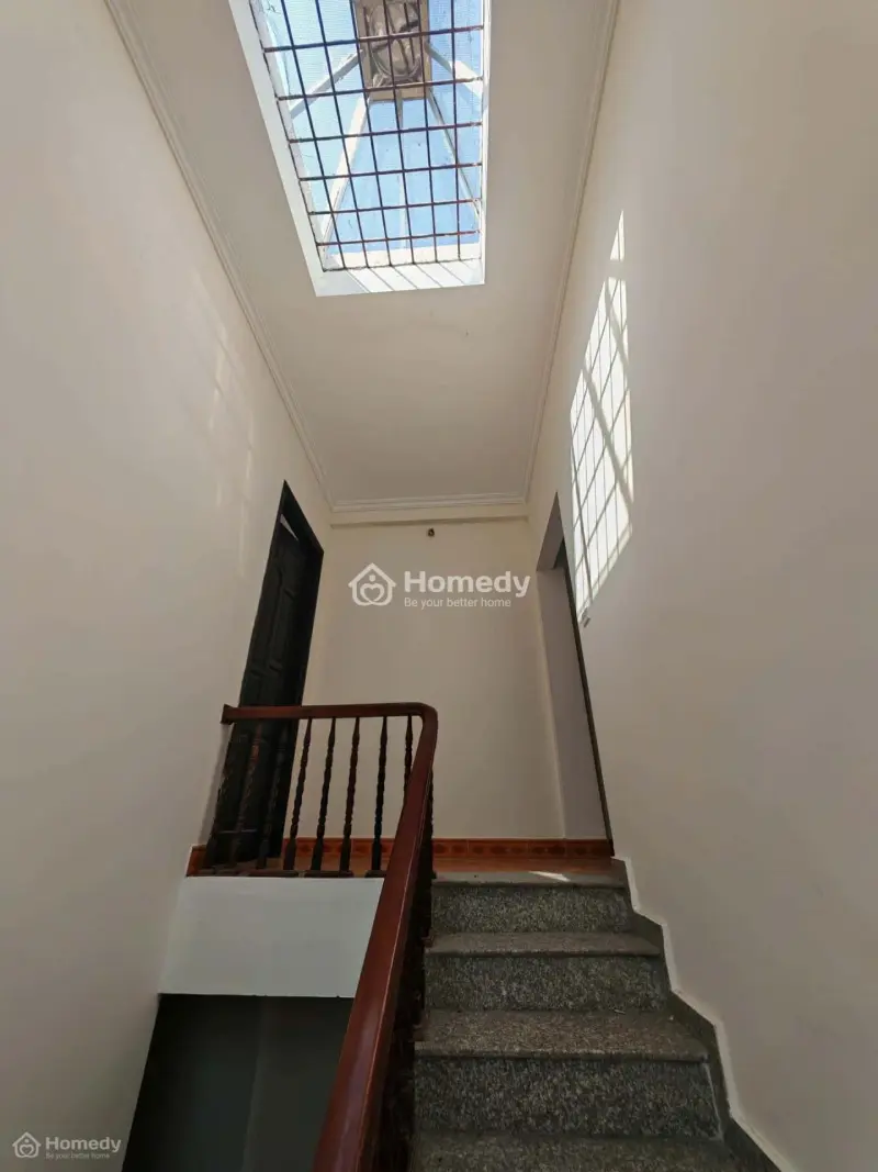 Siêu Phẩm Làng Cổ Hiếu Học Đông Ngạc 42M2, 4T, Mặt Ngõ Thông Ô Tô Tránh