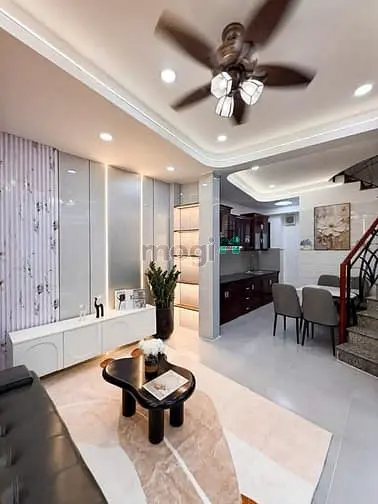 Phú Nhuận- Nguyễn Đình Chính- 2 Pn Lớn- 2 Căn Ra Hẻm Lớn.