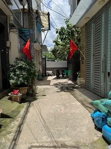 Bán Nhà 72/49 Huỳnh Văn Nghệ Tân Bình 4 Tỷ 700 1T 3L 4Pn 4Wc Shr