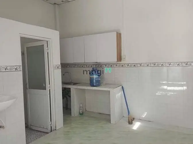 Cho Thuê Nhà Đường Thạnh Lộc Quận 12 Dt:4*10M 1 Lầu 1Pn 1Wc Giá 4Tr