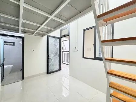 Duplex Tiện Nghi Cửa Sổ Đón Nắng-Thép Mới Ngay Chợ Hoàng Hoa Thám