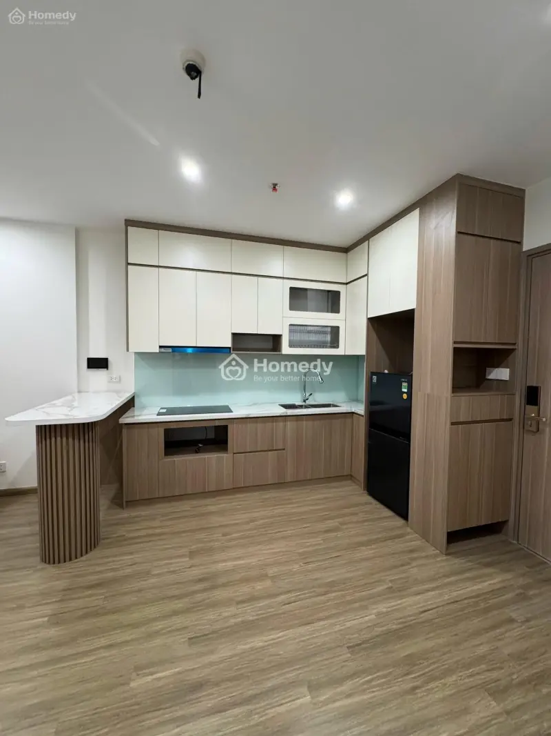 Chính Chủ - Bán Chung Cư D1 Lạc Long Quân - Chợ Bưởi - Hồ Tây. Full Nội Thất