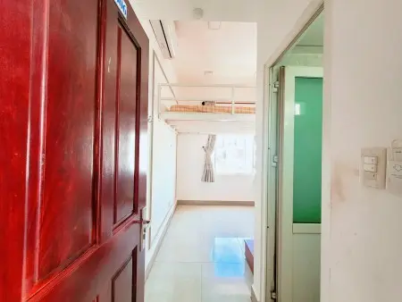 Gác Lửng Đầy Đủ Tiện Nghi, Cửa Sổ, An Ninh Đường Khuông Việt Cạnh Đh Văn Hiến