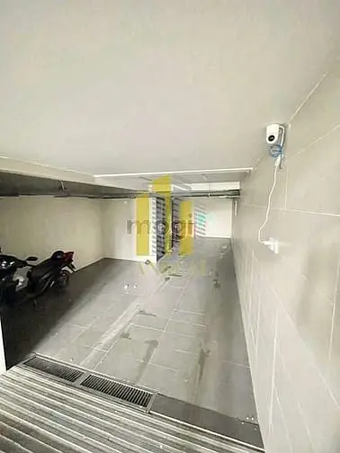 🏢 Cho Thuê Nhà Văn Phòng Hầm, Thang Máy, 5 Lầu – Giá Chỉ 30 Triệu