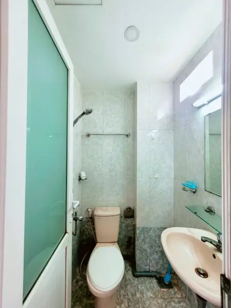 Gác Lửng Đầy Đủ Tiện Nghi, Cửa Sổ, An Ninh Đường Khuông Việt Cạnh Đh Văn Hiến