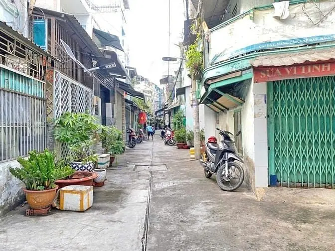 Bán Gấp Nhà Hẻm 5M Trương Phước Phan, Dt:105M2, Cấp 4. Giá: 6.6 Tỷ.