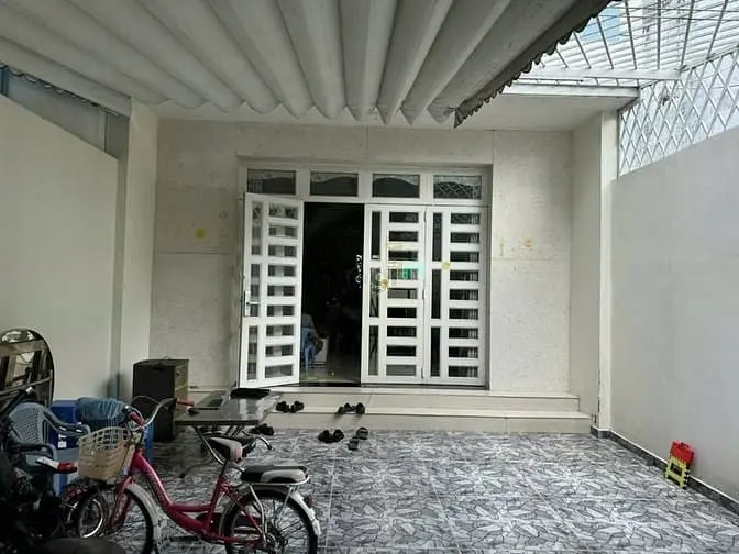 Gò Vấp, Nhà 3 Tầng Hẻm Ô Tô 5M, Lê Đức Thọ, Dt 5.6X20M Chỉ 11 Tỷ