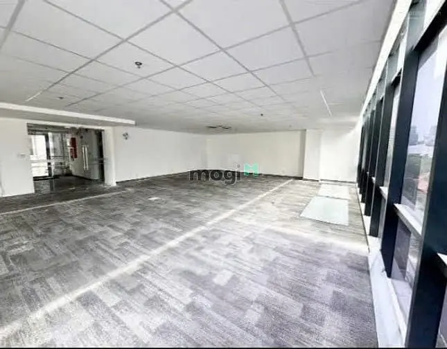 Cho Thuê Tòa Nhà Góc 2 Mặt Tiền Nguyễn Gia Trí Bình Thạnh