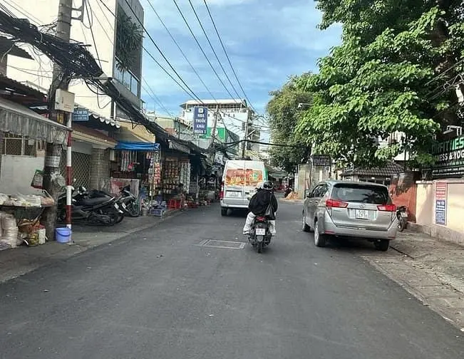 Ngộp Gấp Bán Mtkd Thống Nhất 94M2 6 Lầu Mái Thái Ngay Bv Chỉ 15.5 Tỷ