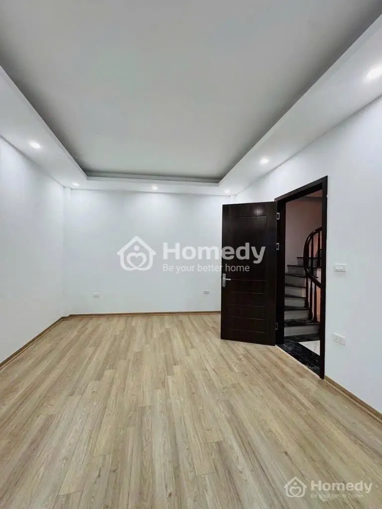 Nhà Mới Đét Liên Mạc 5 Tầng- Sát Hồ , Nhà Văn Hóa, Trường Học, 1,2,3 Oto Để Mấy Chục Xe Free