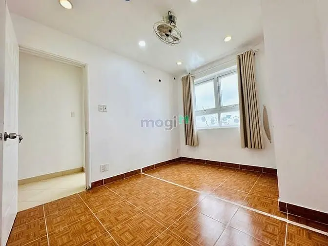 Bán Căn Hộ 8X Đầm Sen - Nhà Đẹp, Tầng Cao, View Thoáng