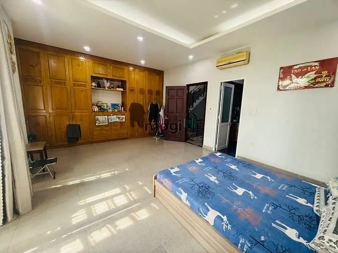 Chỉ 90Triệu/M2 - Mt Phan Văn Hớn Ngay Trường Chinh - 160M2, Giá 13 Tỷ