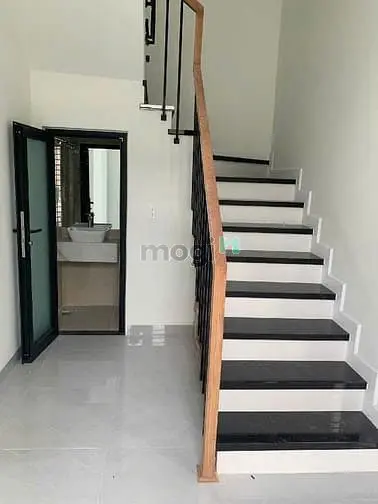 Nhà Mặt Tiền Quận 9-105M2-Thiết Kế Hiện Đại-3Tầng-Sổ Riêng-Khu An Ninh