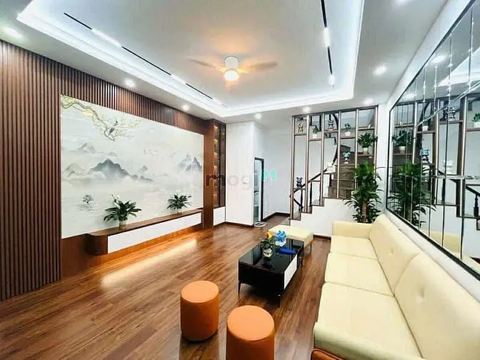 Bán Nhà Bùi Xương Trạch Ô Tô Đỗ Cửa, Kinh Doanh Tốt, Mt 3.5M, 35M2 *5T