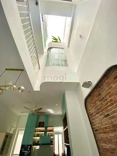 Bán Nhà Mới Đẹp Đặng Thuỳ Trâm