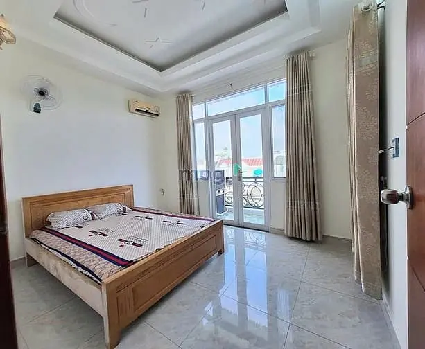 Nhà Mặt Tiền Thạnh Lộc 42 Quận 12. Dt 4X13M 2 Lầu 4Pn.3Wc Giá 10Tr